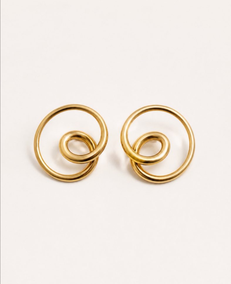 Pendiente de acero dorado Espiral