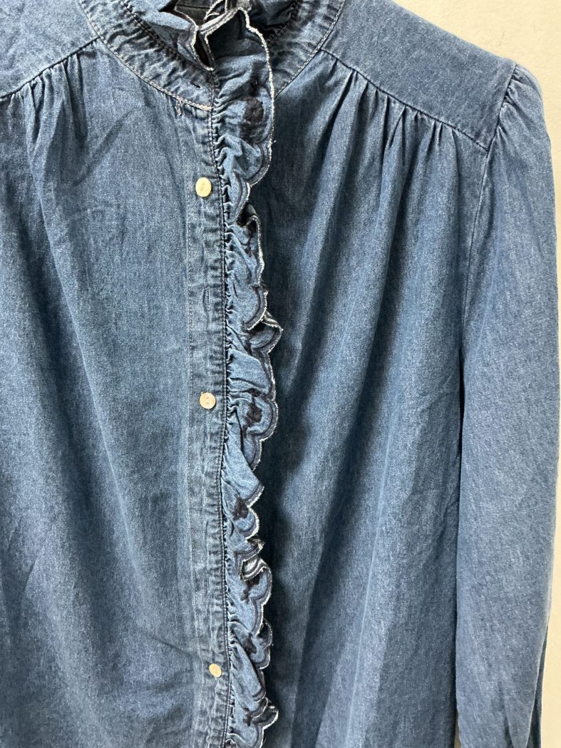 Blusa Vaquera con Volantes y Cuello Victoriano para Mujer - Imagen 4