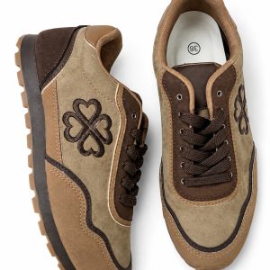 Zapatillas deportivas de mujer en tonos beige y marrón