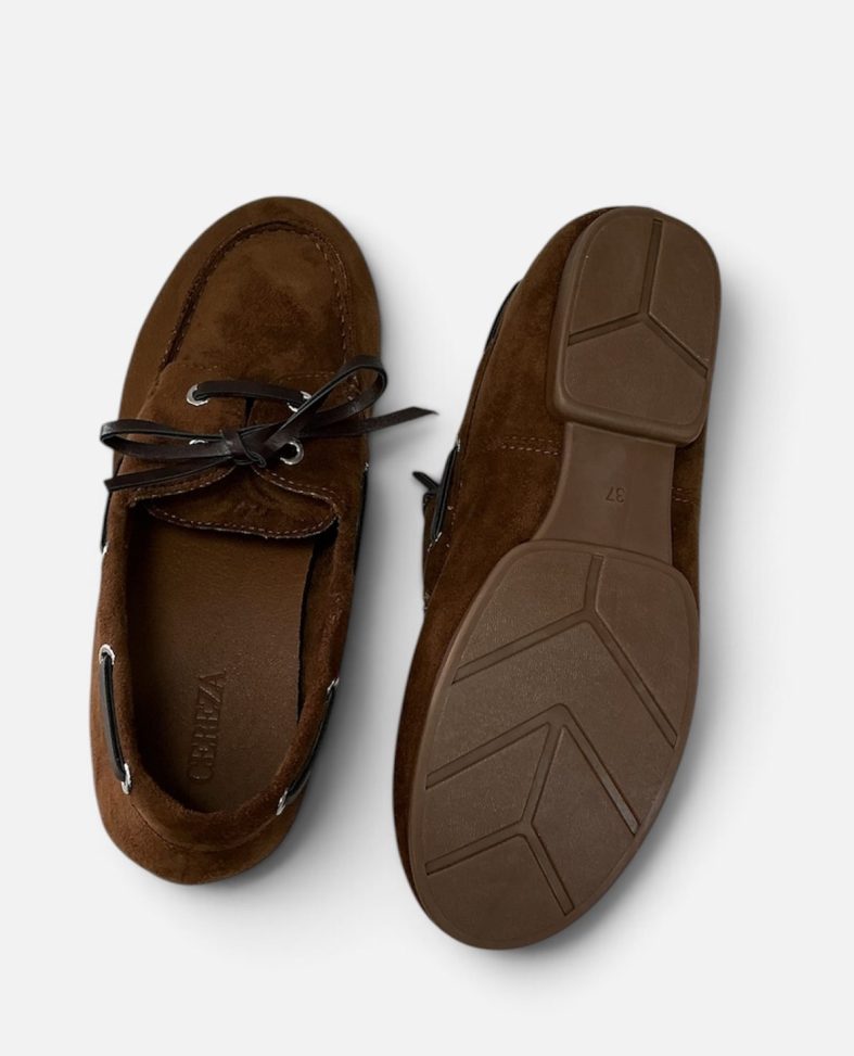Mocasines Náuticos Mujer Ante Marrón - Zapatos Estilo Náutico con Cordones - Imagen 3