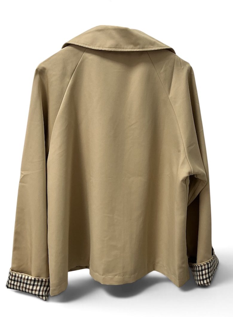 Chaqueta Corta Beige de Mujer con Detalles en Cuadros Vichy - Imagen 3
