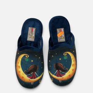Zapatillas de Casa para Mujer Diseño Niña en la Luna | Fabricadas en España